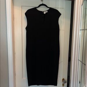 Agnona for Bergdorf Goodman Elegant Black Sleeveless Dress